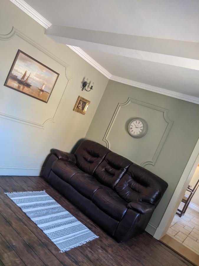 Villa Aldon Farmhouse Yeovil Exterior foto